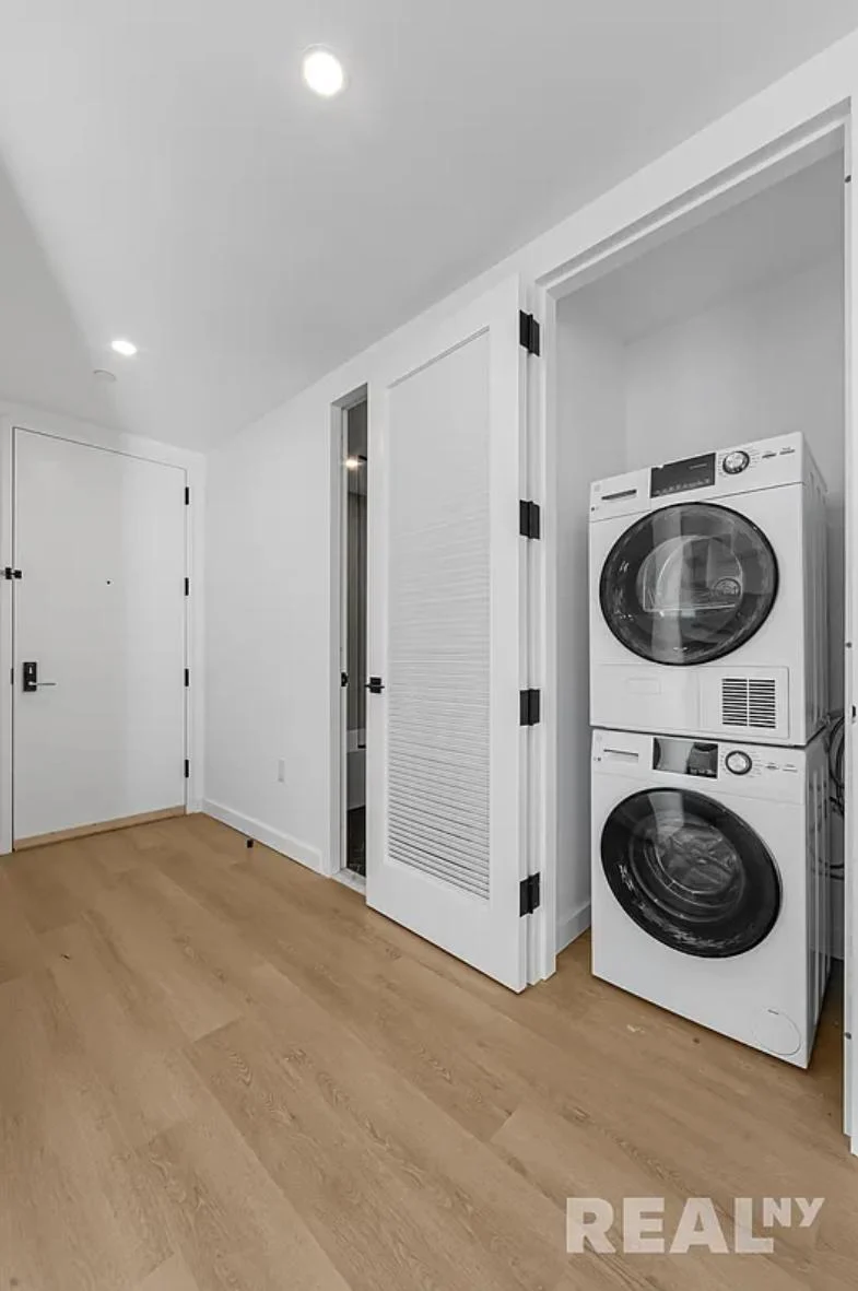 1 bed apartment at 953 Dean Street, Unit 748, Crown Heights, photo 5 of 11