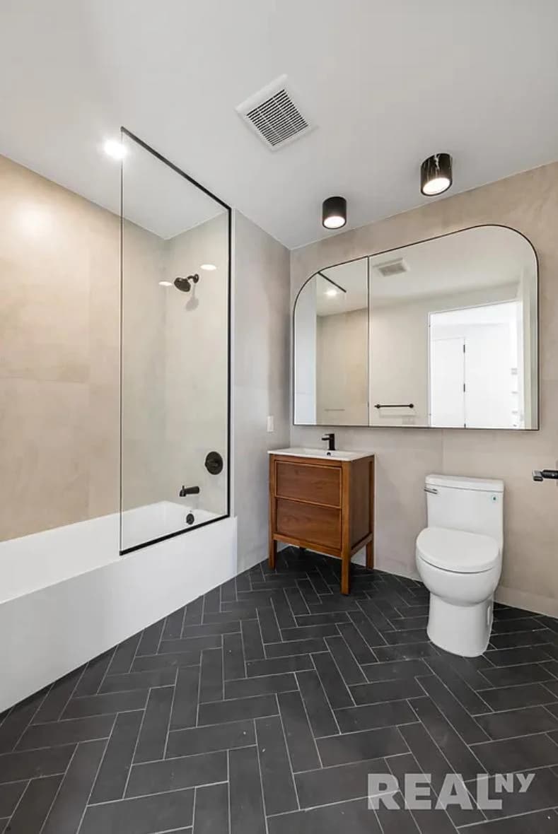 1 bed apartment at 953 Dean Street, Unit 748, Crown Heights, photo 6 of 11