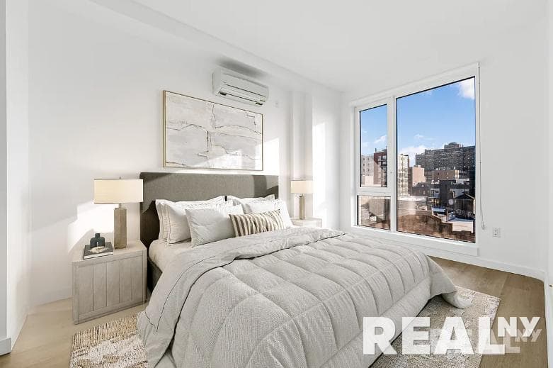 2 bed apartment at 953 Dean Street, Unit 857, Crown Heights, photo 4 of 10