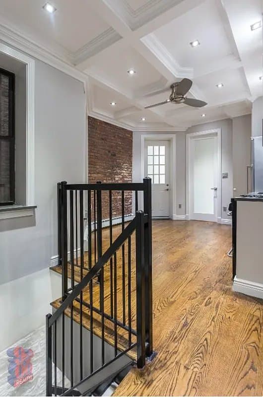 2 bed apartment at 15 West 103rd Street, Unit 4K, Upper West Side, photo 4 of 8