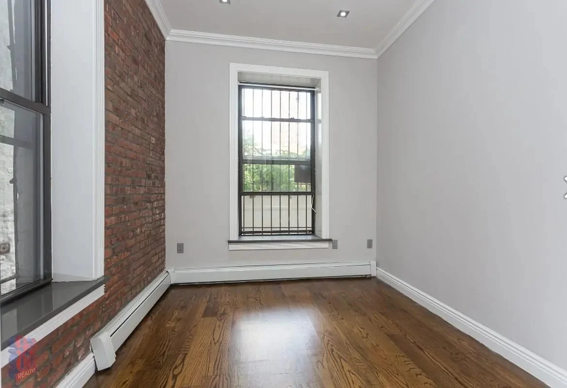 2 bed apartment at 15 West 103rd Street, Unit 4K, Upper West Side, photo 5 of 8