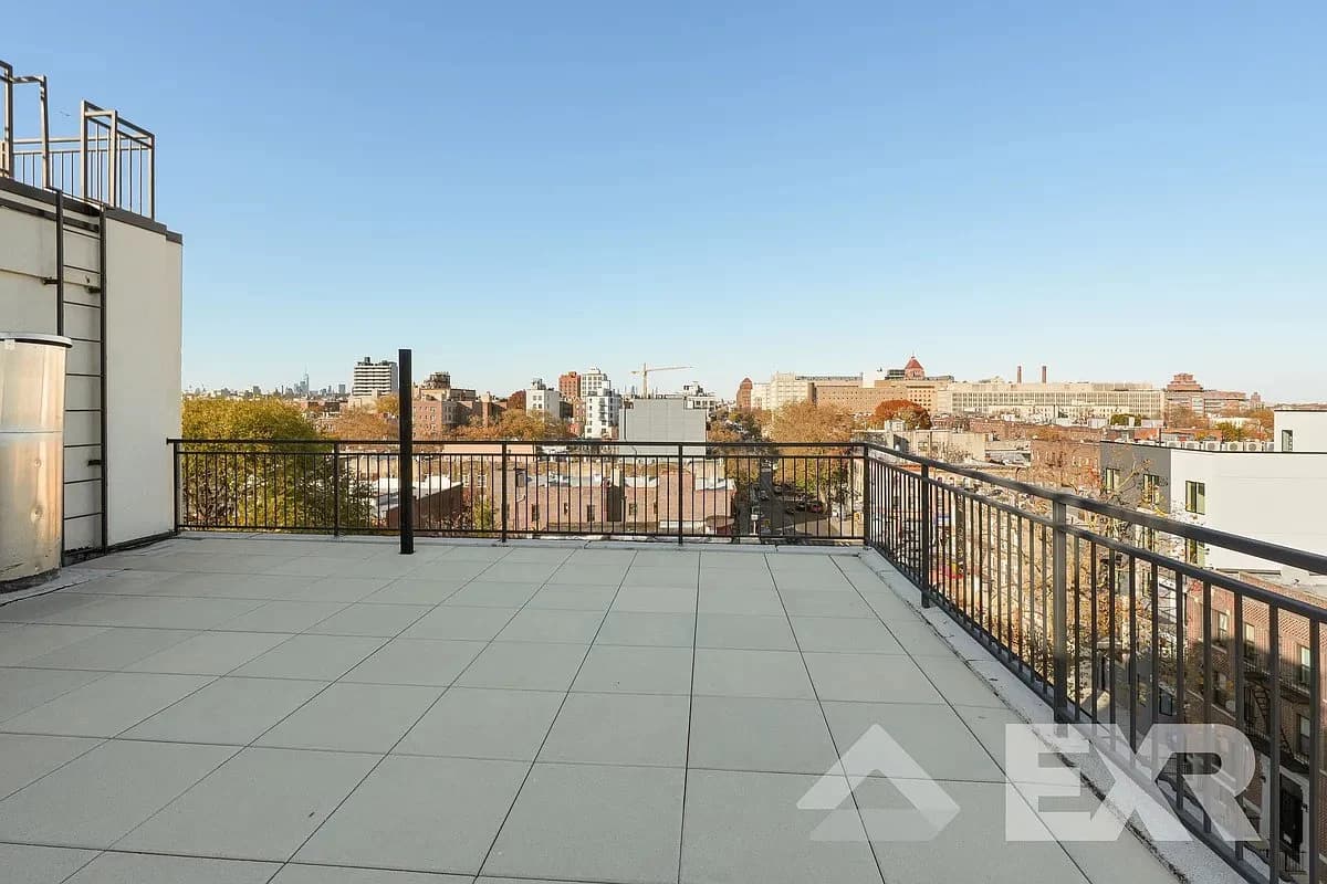 1 bed apartment at 948 New York Avenue, Unit 2D, Flatbush, photo 8 of 8