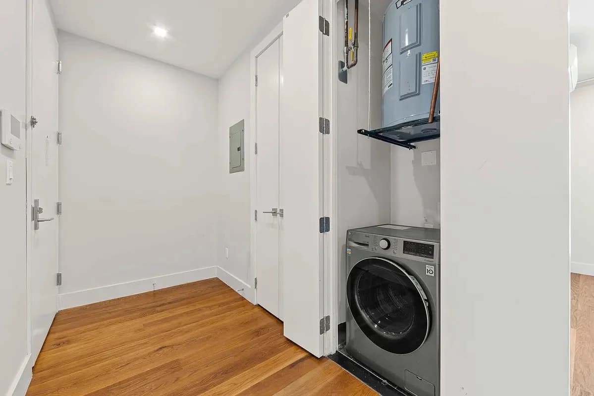 1 bed apartment at 948 New York Avenue, Unit 2D, Flatbush, photo 6 of 8