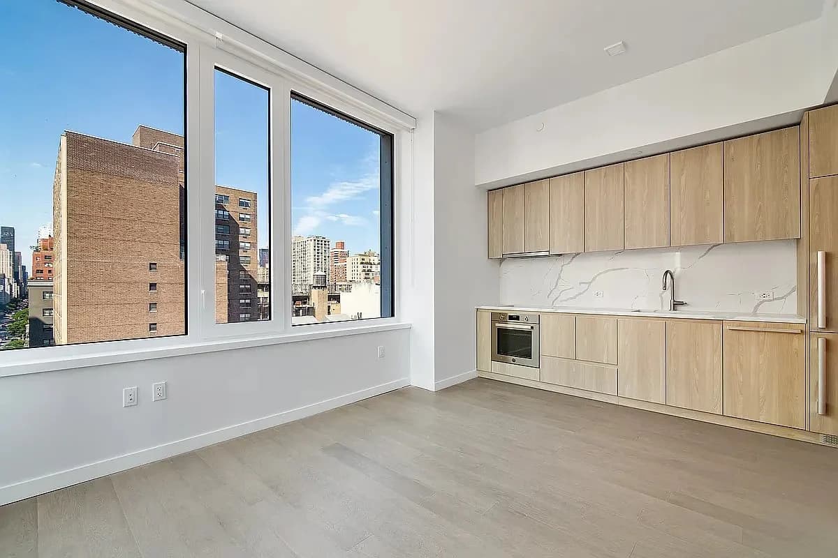 2 bed apartment at 200 East 23rd Street, Unit 9A, Kips Bay, photo 5 of 10