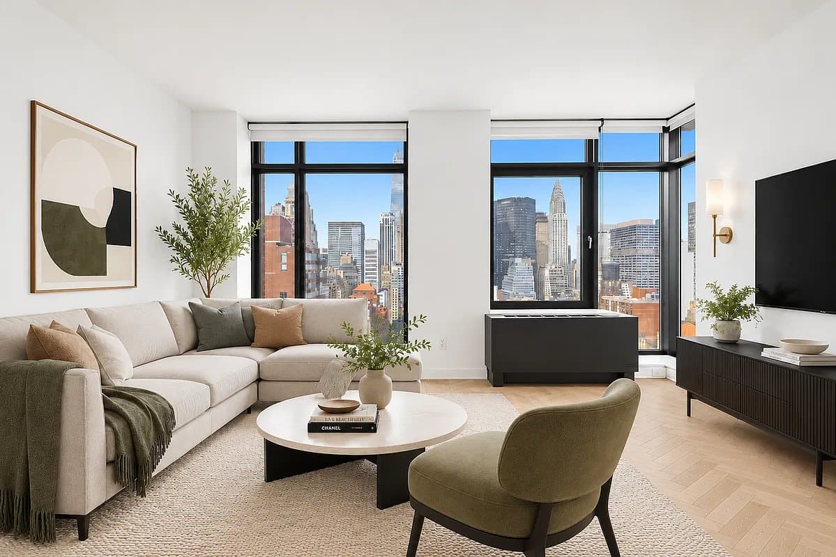 1 bed apartment at 49 East 34th Street, Unit 4C, Murray Hill, photo 1 of 6