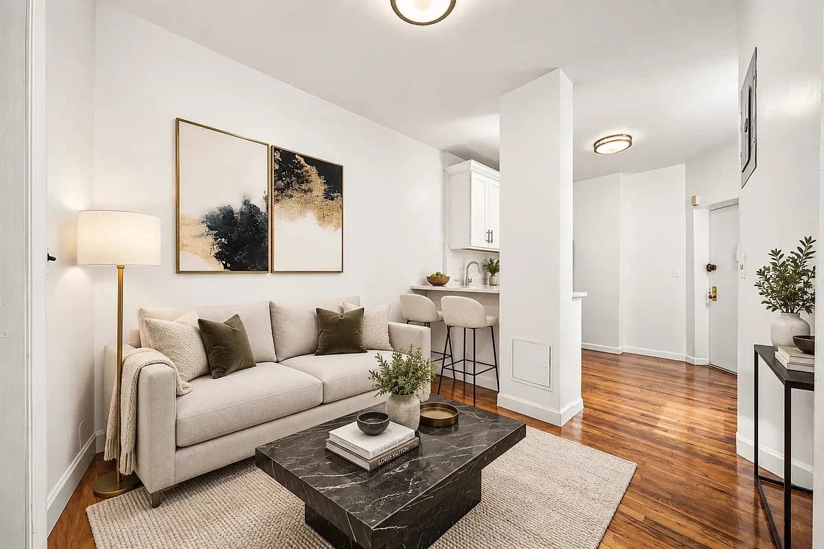 2 bed apartment at 115 Perry Street, Unit 5C, West Village, photo 2 of 6