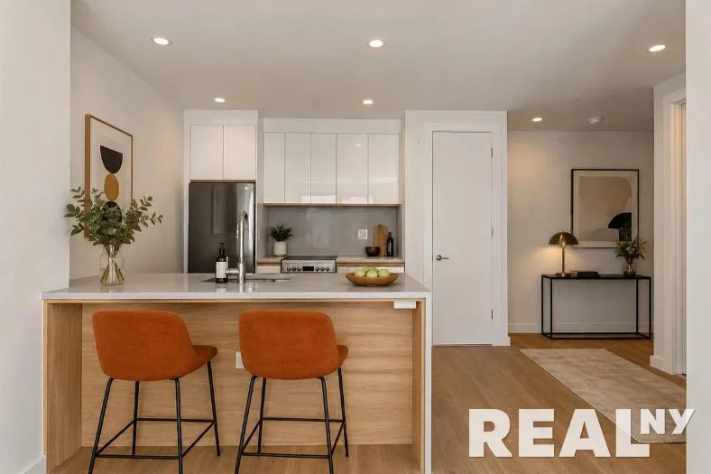 2 bed apartment at 99 Fleet Place, Unit 9L, Downtown Brooklyn, photo 2 of 8