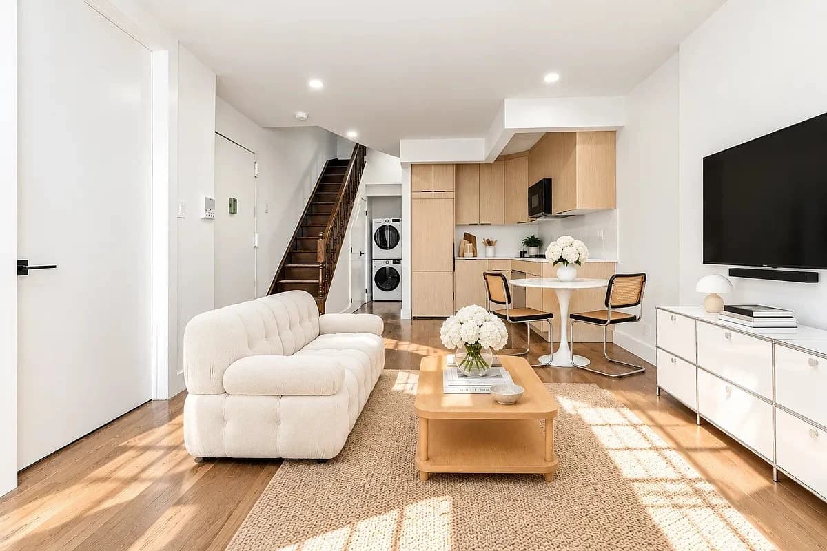 3 Bed apartment at 428 Seventh Avenue, Unit 4F, Park Slope, photo 1 of 8