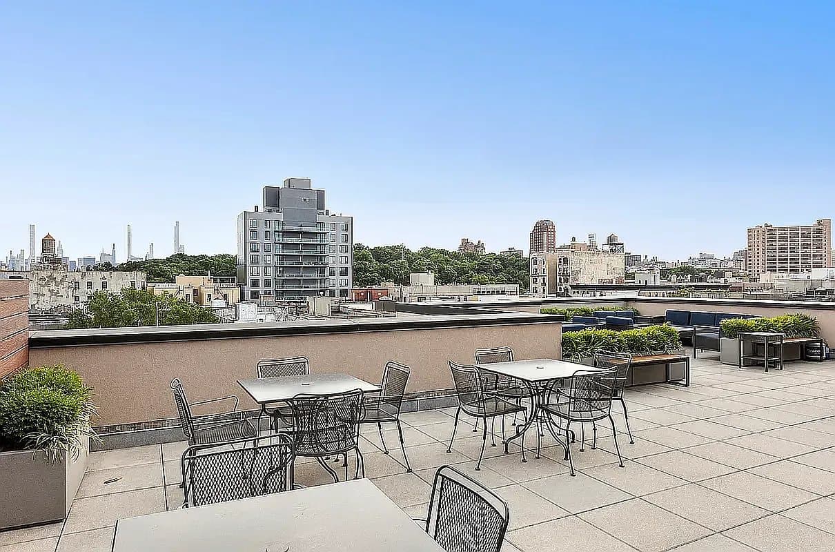 Studio apartment at 127 West 112th Street, Unit 6L, Harlem, photo 8 of 9
