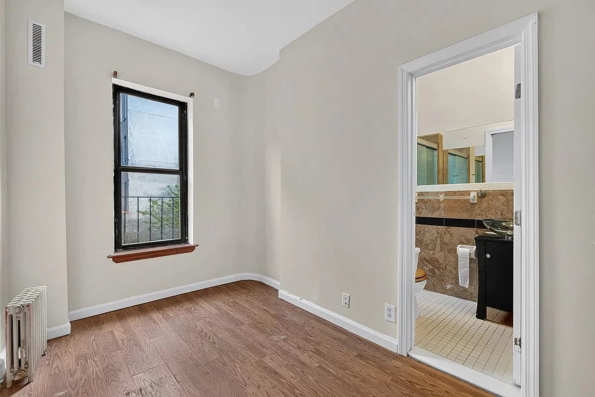 1 bed apartment at 619 East 5th Street, Unit 15, East Village, photo 2 of 7