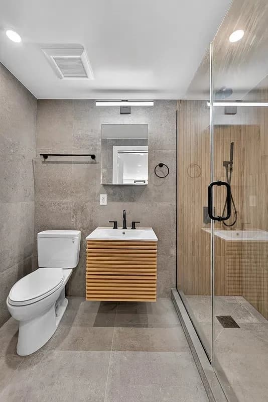 Studio apartment at 136 Allen Street, Unit 3C, Lower East Side, photo 6 of 7