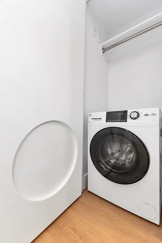2 bed apartment at 425 West 57th Street, Unit 3A, Hell's Kitchen, photo 6 of 7