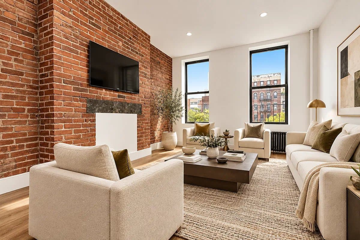 130 Allen Street, photo 2