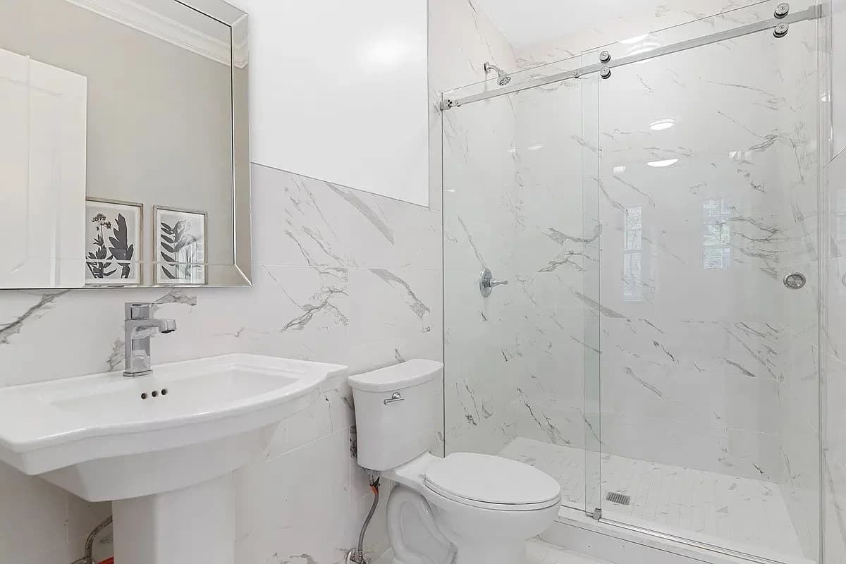 359 Bleecker Street, photo 4