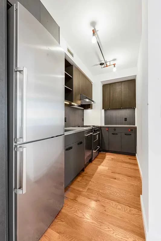 1 bed apartment at 123 Melrose Street, Unit 559, Bushwick, photo 3 of 8