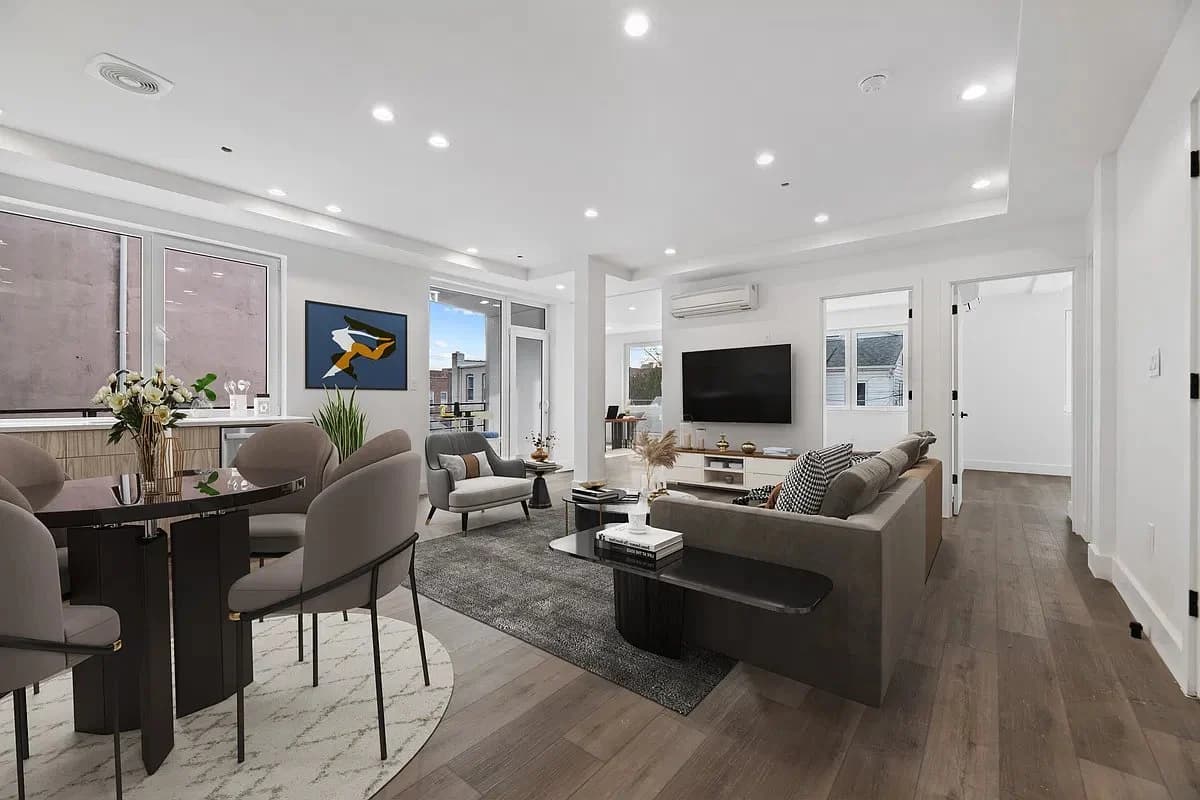 3 bed apartment at 2454 East 15th Street, Unit 1, Sheepshead Bay, photo 1 of 8