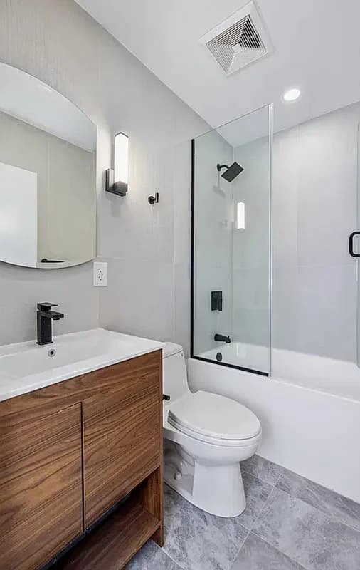 2 bed apartment at 428 Seventh Avenue, Unit 4B, Park Slope, photo 7 of 8