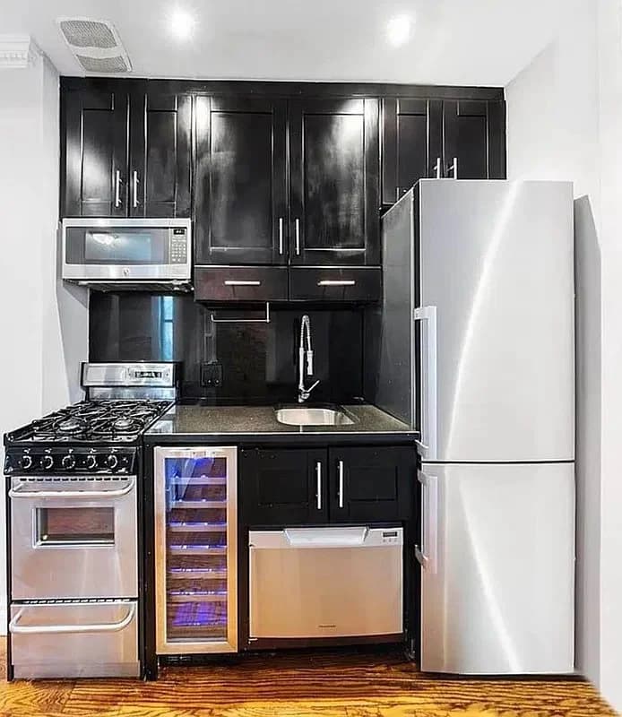 1 bed apartment at 564 Hudson Street, Unit 5/5, West Village, photo 3 of 4