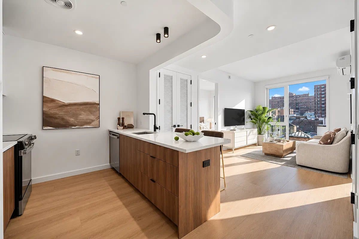 2 Bed apartment at 1051 Pacific Street, Unit 6L, Crown Heights, photo 1 of 8