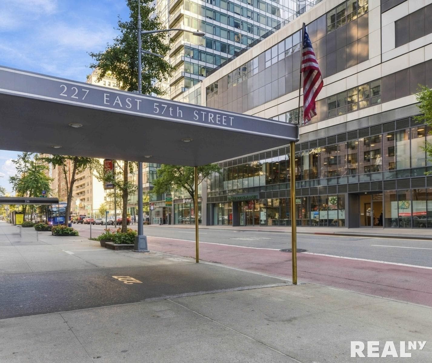 227 East 57th Street, photo 5