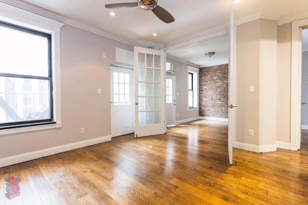 340 East 18th Street, photo 4