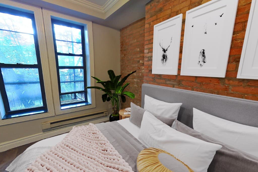 529 East 6th Street, photo 2