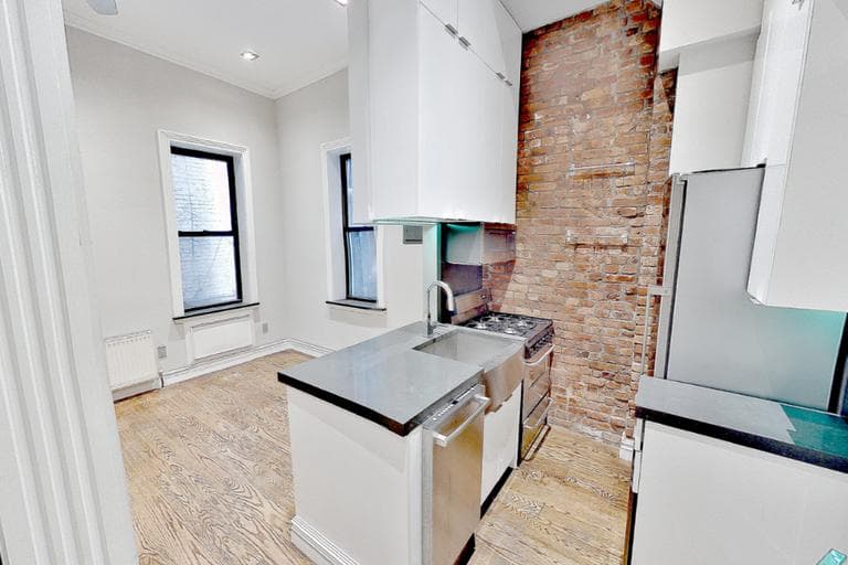 345 East 5th Street, photo 4