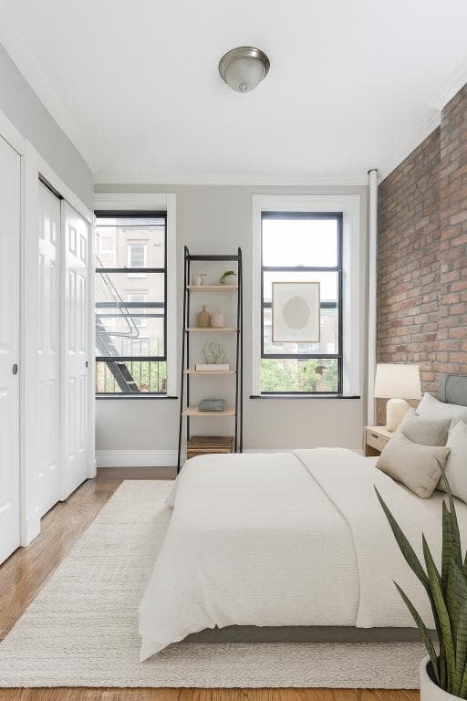 380 East 10th Street