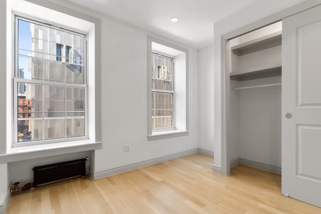 11 East 7th Street, photo 5
