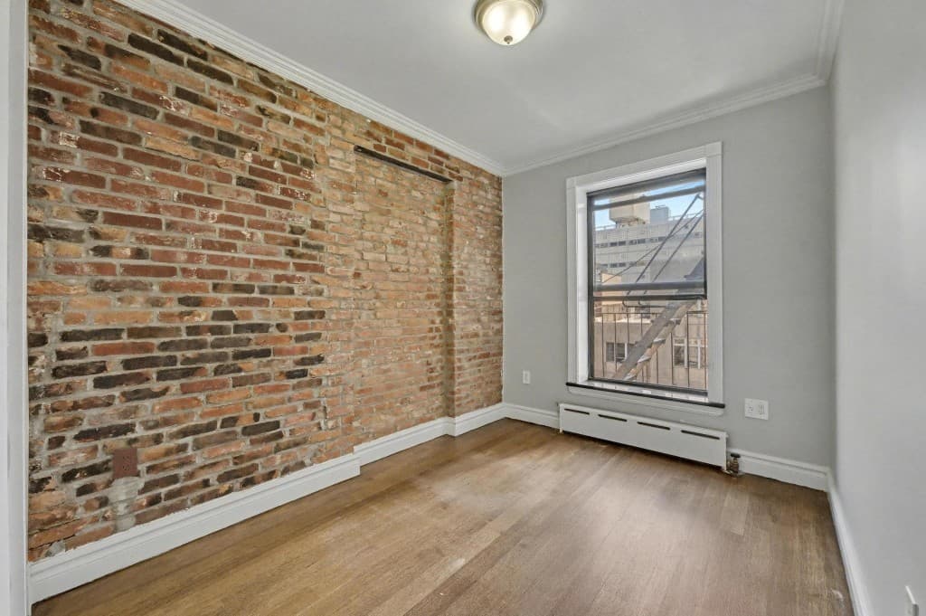 424 West 51st Street, photo 4