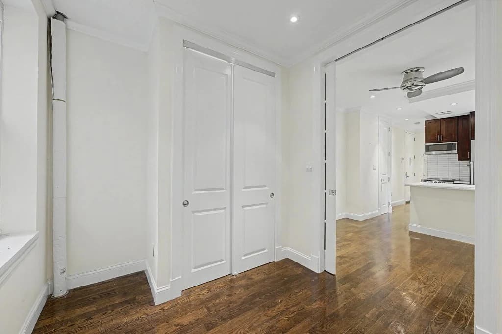 192 East 3rd Street, photo 5
