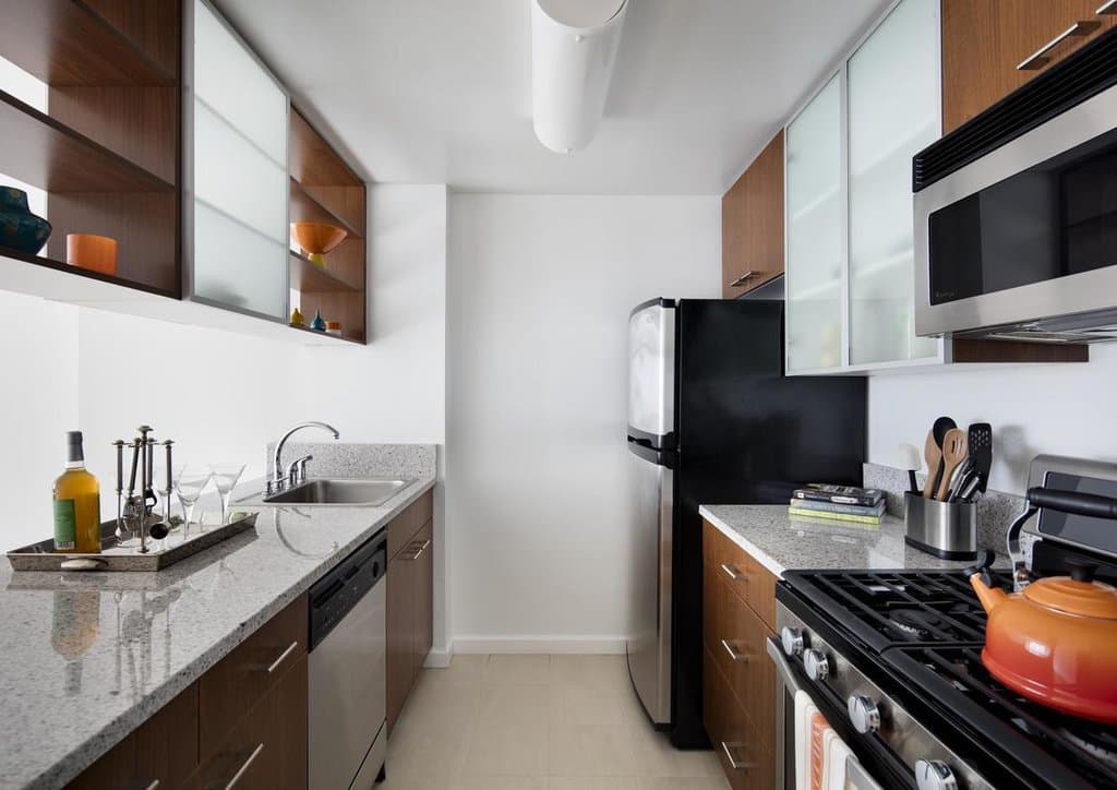 535 West 23rd Street, photo 5