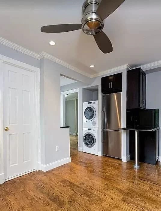 158 Avenue C
