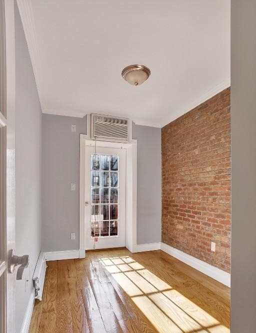 424 East 9th Street, photo 3