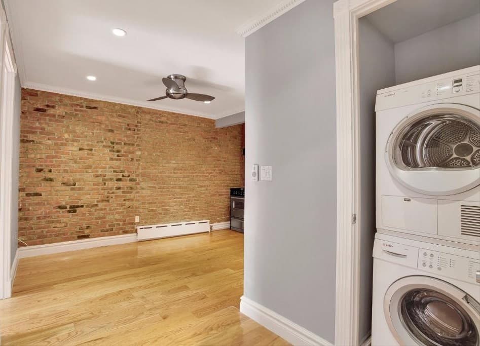 424 East 9th Street, photo 4