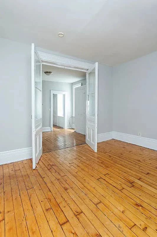 204 East 13th Street, photo 4