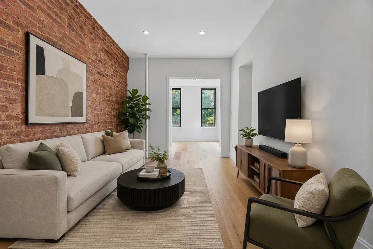 347 East 5th Street, photo 2