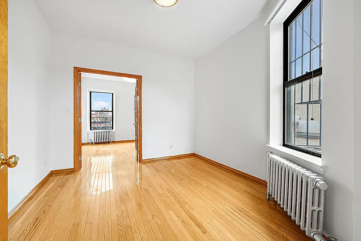 63 East 7th Street, photo 2