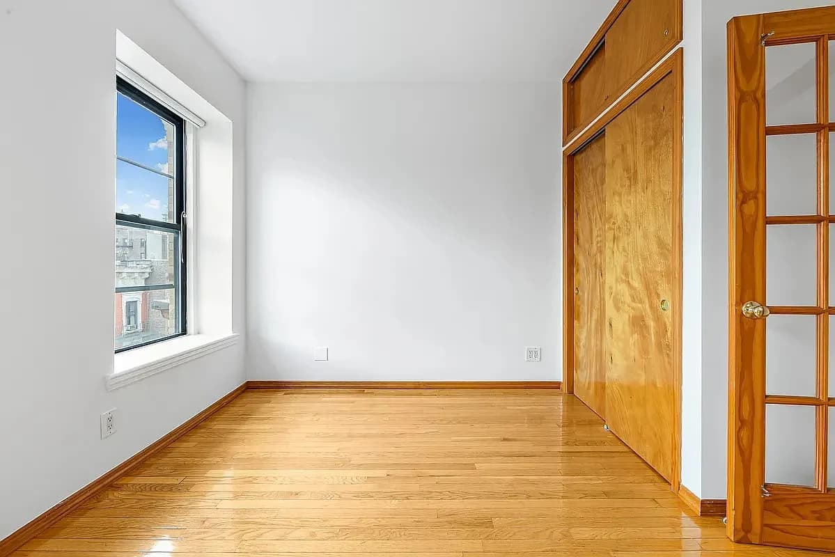 63 East 7th Street, photo 3