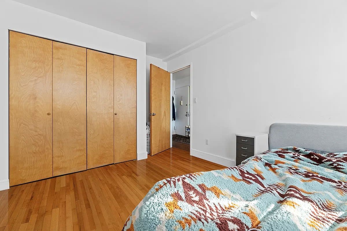 193 East 4th Street, photo 5
