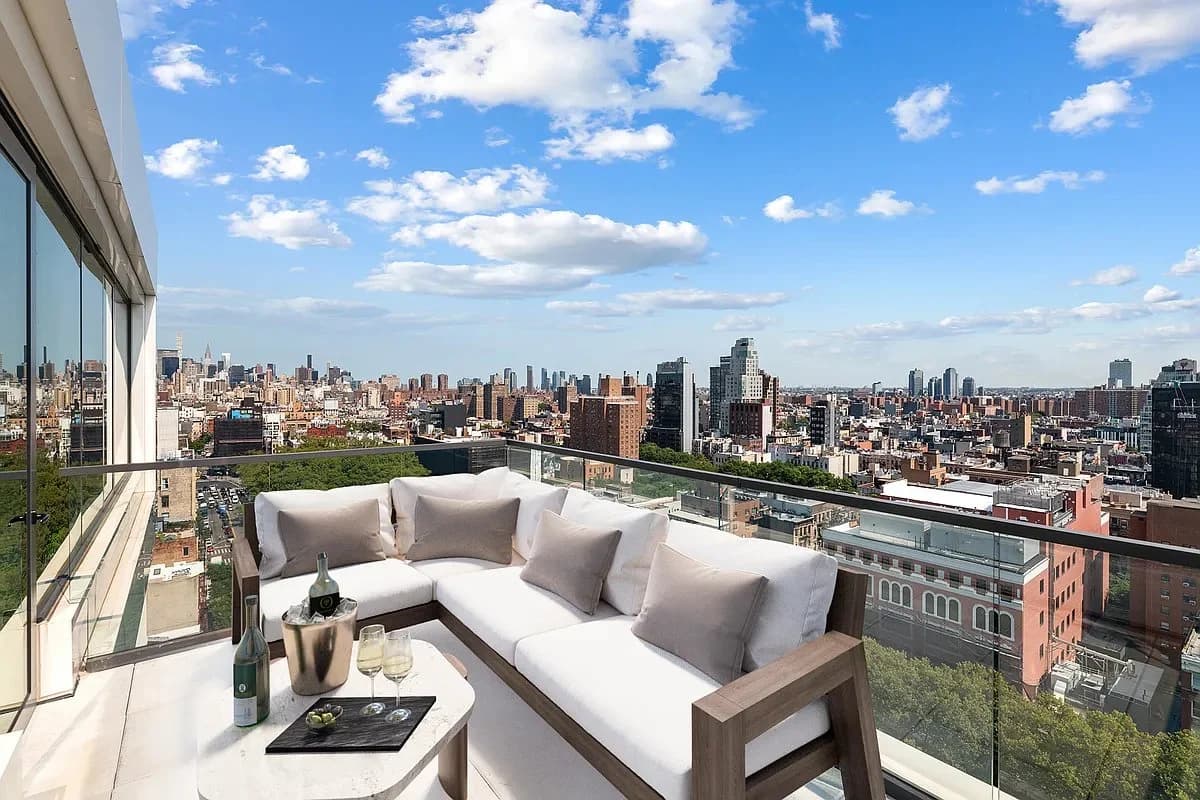 2 Bed apartment at 171 Chrystie Street, Unit PHA, Lower East Side