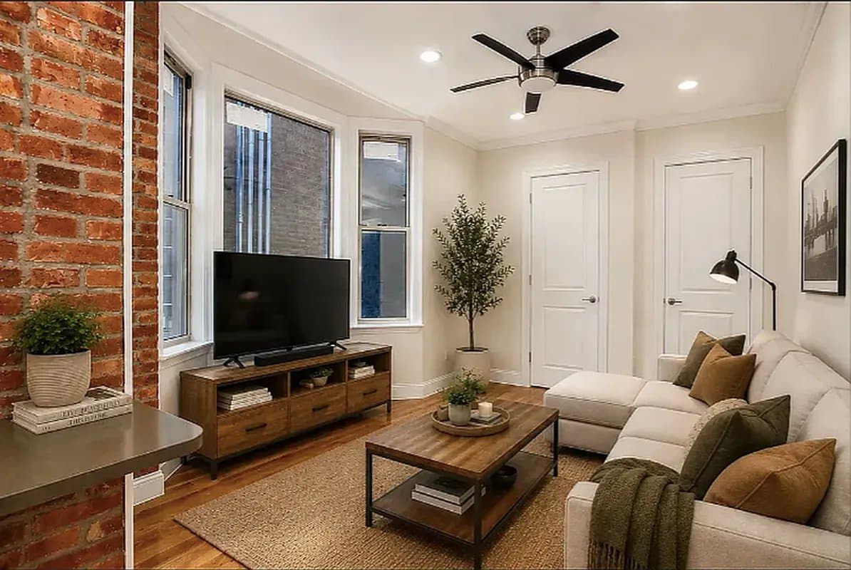 356 West 21st Street, photo 3