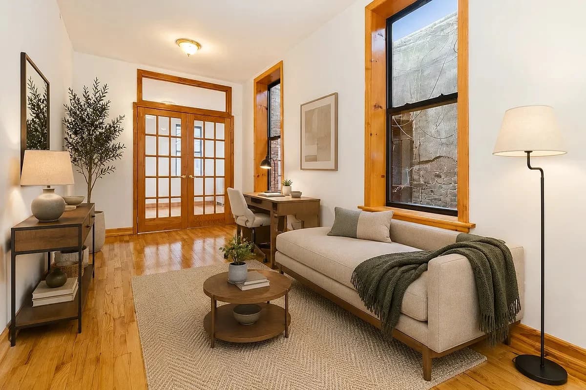 86 E 3rd Street