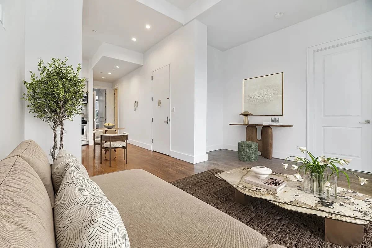 114 Ridge Street, photo 3