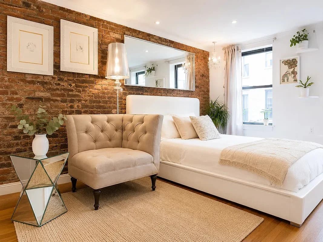 120 East 4th Street, photo 2