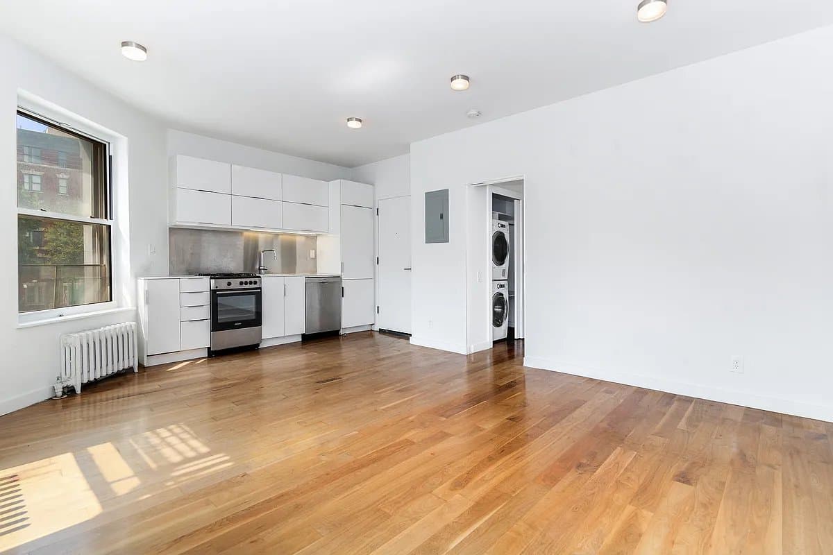 48 Bedford Street, photo 3