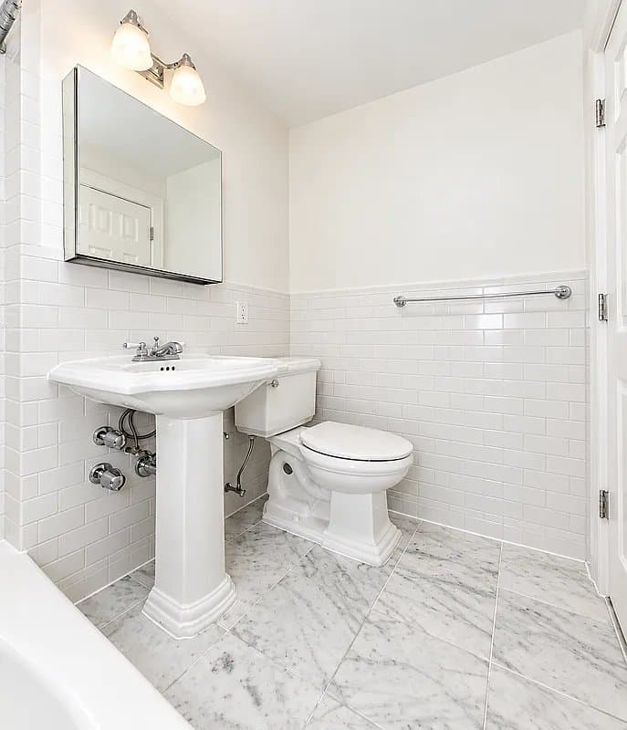 324 West 14th Street, photo 5