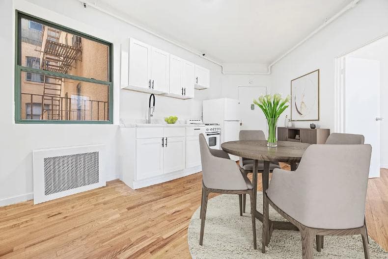 3 Bed apartment at 235 West 63rd Street, Unit 6A, Upper West Side, photo 1 of 10